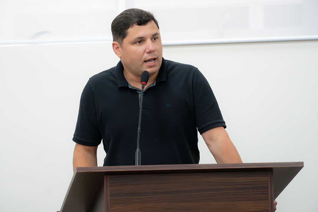 O diretor-geral da Secretaria do Trabalho de Araucária, Jonas Campos. Foto: Câmara de vereadores de Araucária